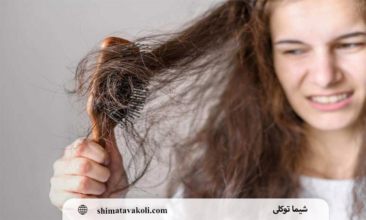چرا اکستنشن مو بعد از مدتی گره می‌خورد و چگونه از آن جلوگیری کنیم؟